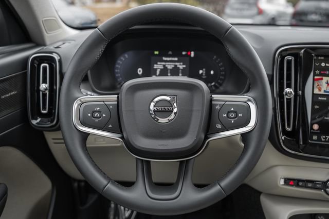 New 2026 Volvo XC40 B5 Ultra w/ Protection Package Premier image 32