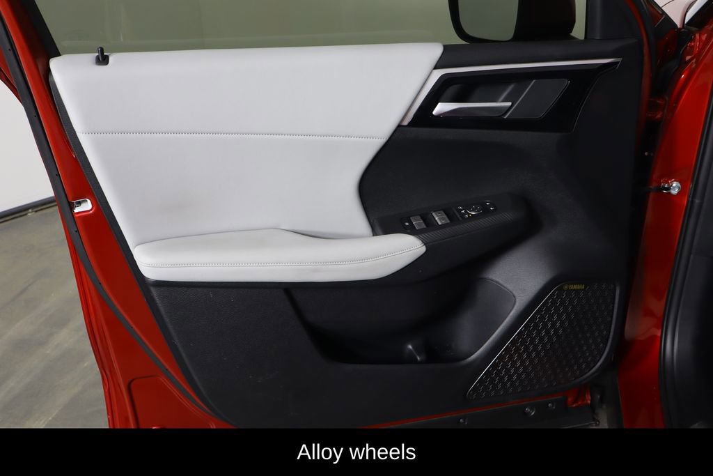 Used 2025 Mitsubishi Outlander SE AWD/4WD image 19