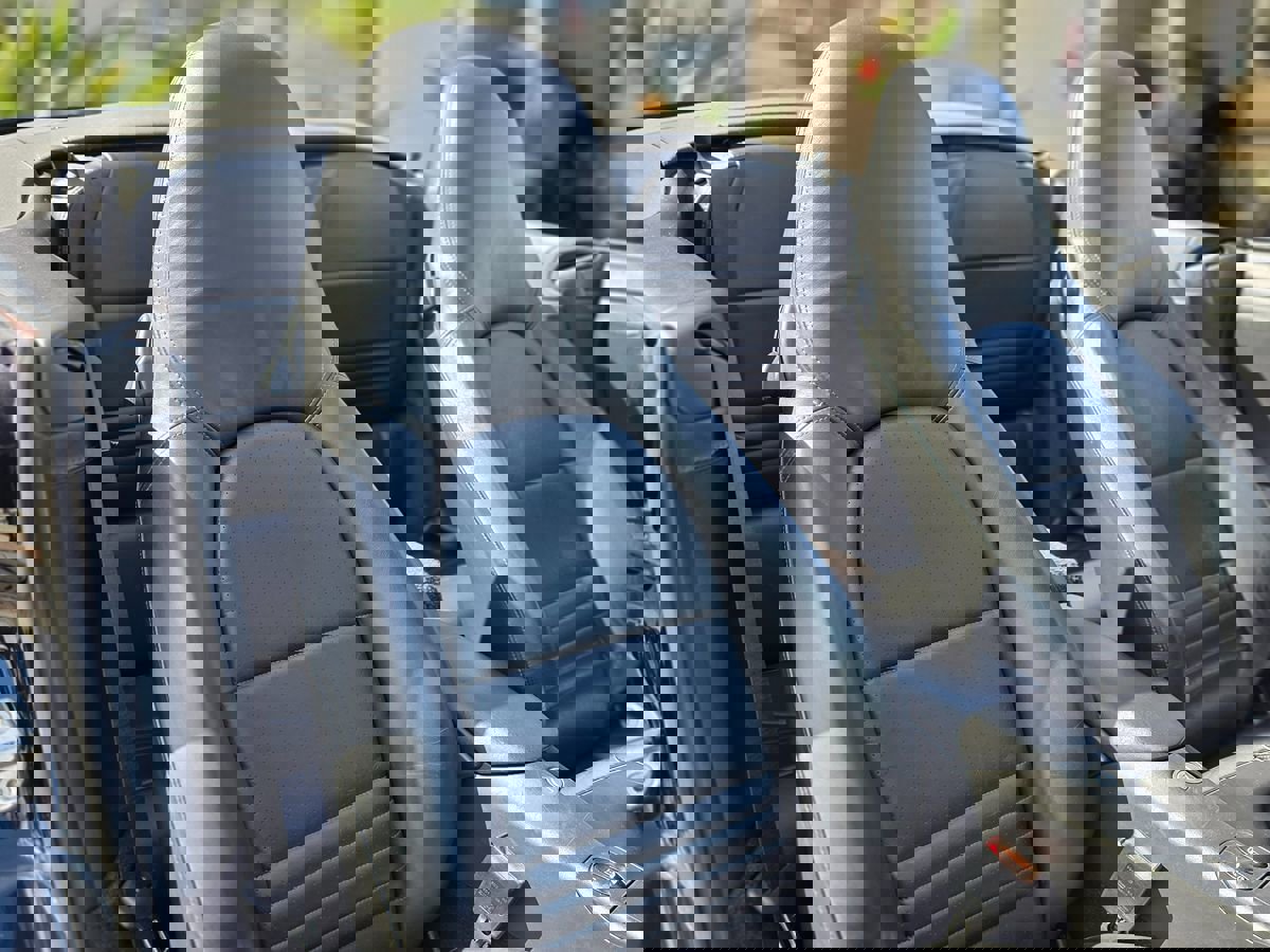 Used 2004 Porsche 911 Carrera image 16