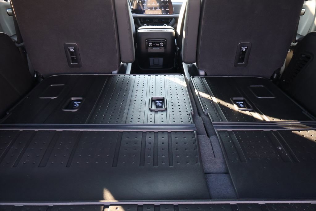 New 2026 Chevrolet Tahoe High Country w/ Sun And Tow Package image 48