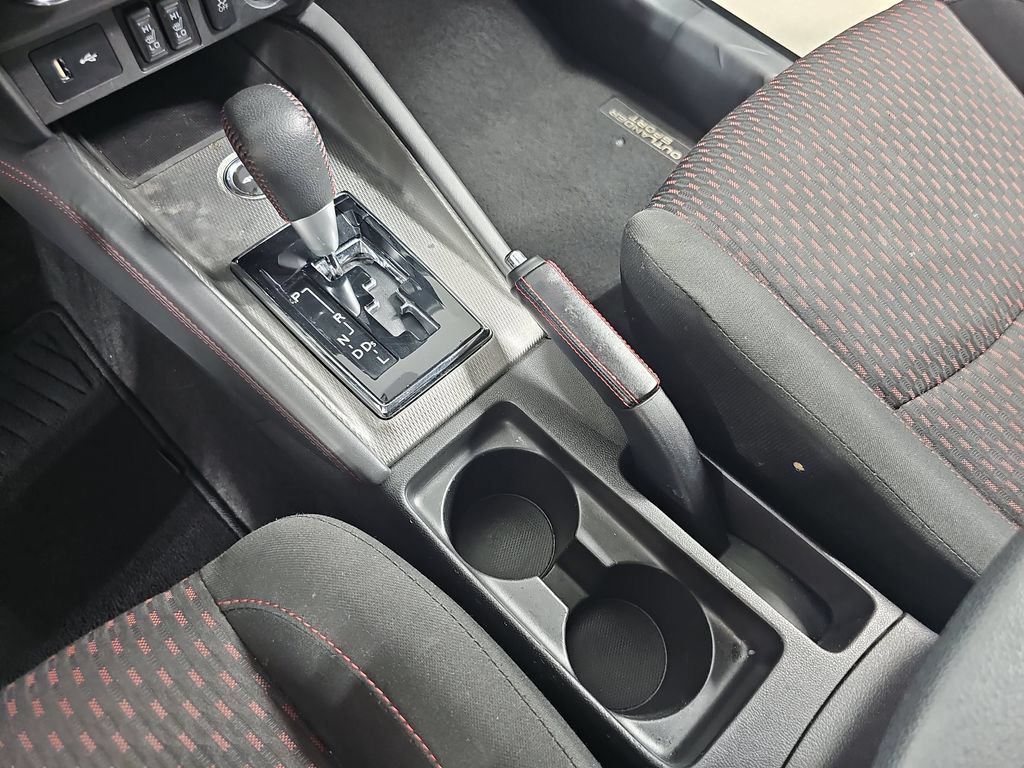 Used 2018 Mitsubishi Outlander Sport LE AWD/4WD image 29