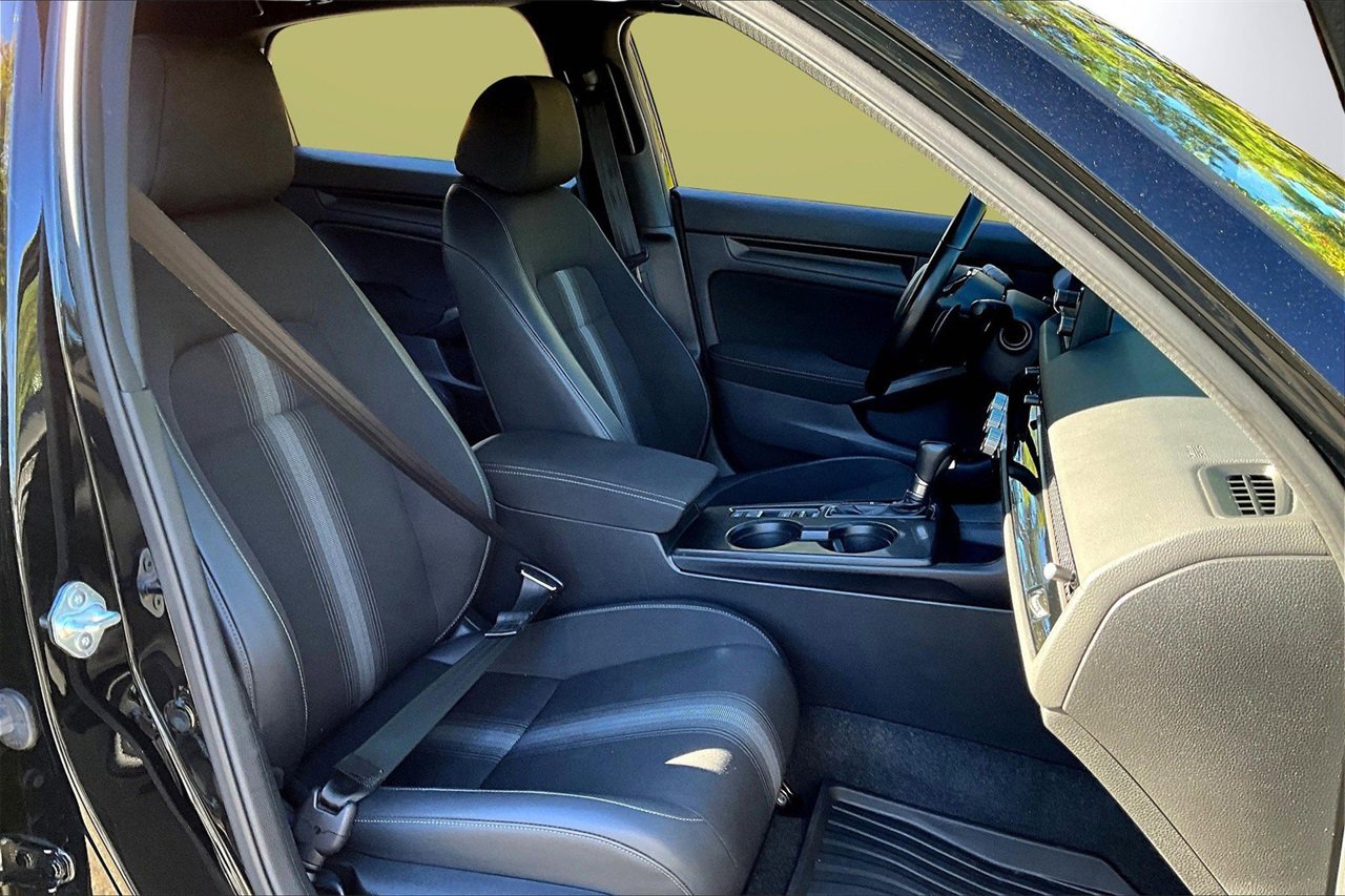 Used 2023 Honda Civic Sport image 20