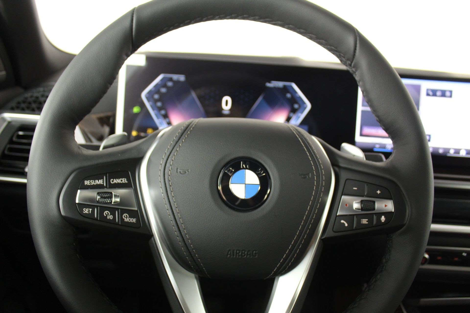 New 2026 BMW X5 xDrive40i w/ Climate Comfort Package AWD/4WD image 14