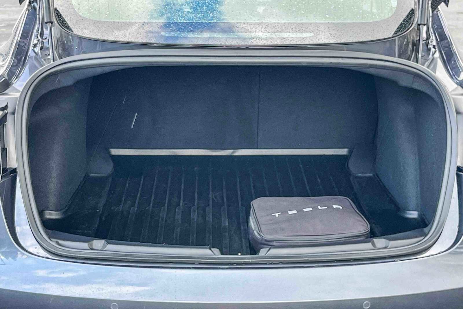 Used 2018 Tesla Model 3 Long Range image 24