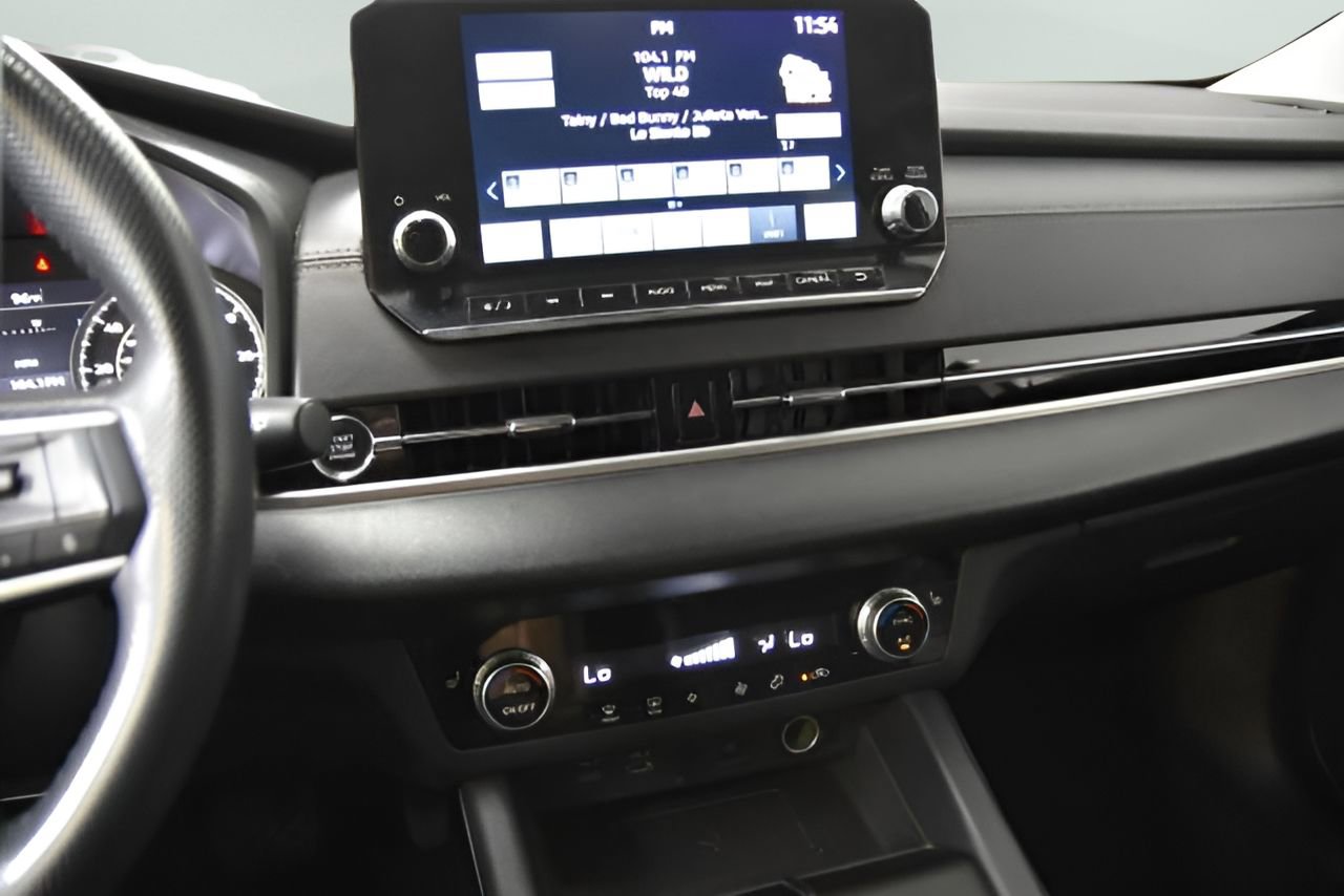 Used 2024 Mitsubishi Outlander SE FWD image 22
