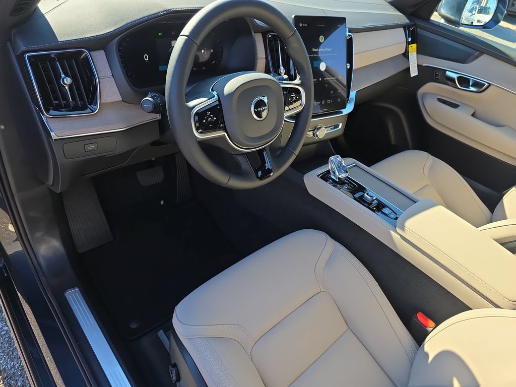 Certified 2026 Volvo XC90 B6 Plus w/ Protection Package Premier AWD/4WD image 9
