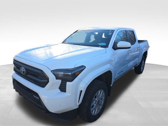 Used 2024 Toyota Tacoma SR5 image 2