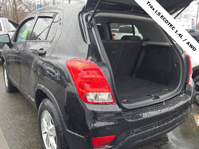 Used 2020 Chevrolet Trax LS w/ Tint and Cruise Package image 11