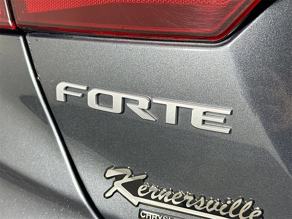 Used 2023 Kia Forte LXS image 36