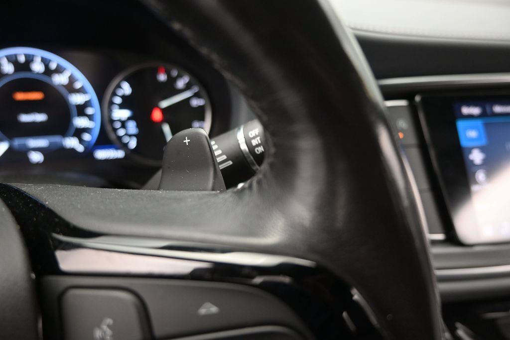 Used 2022 Buick Enclave Premium FWD image 23