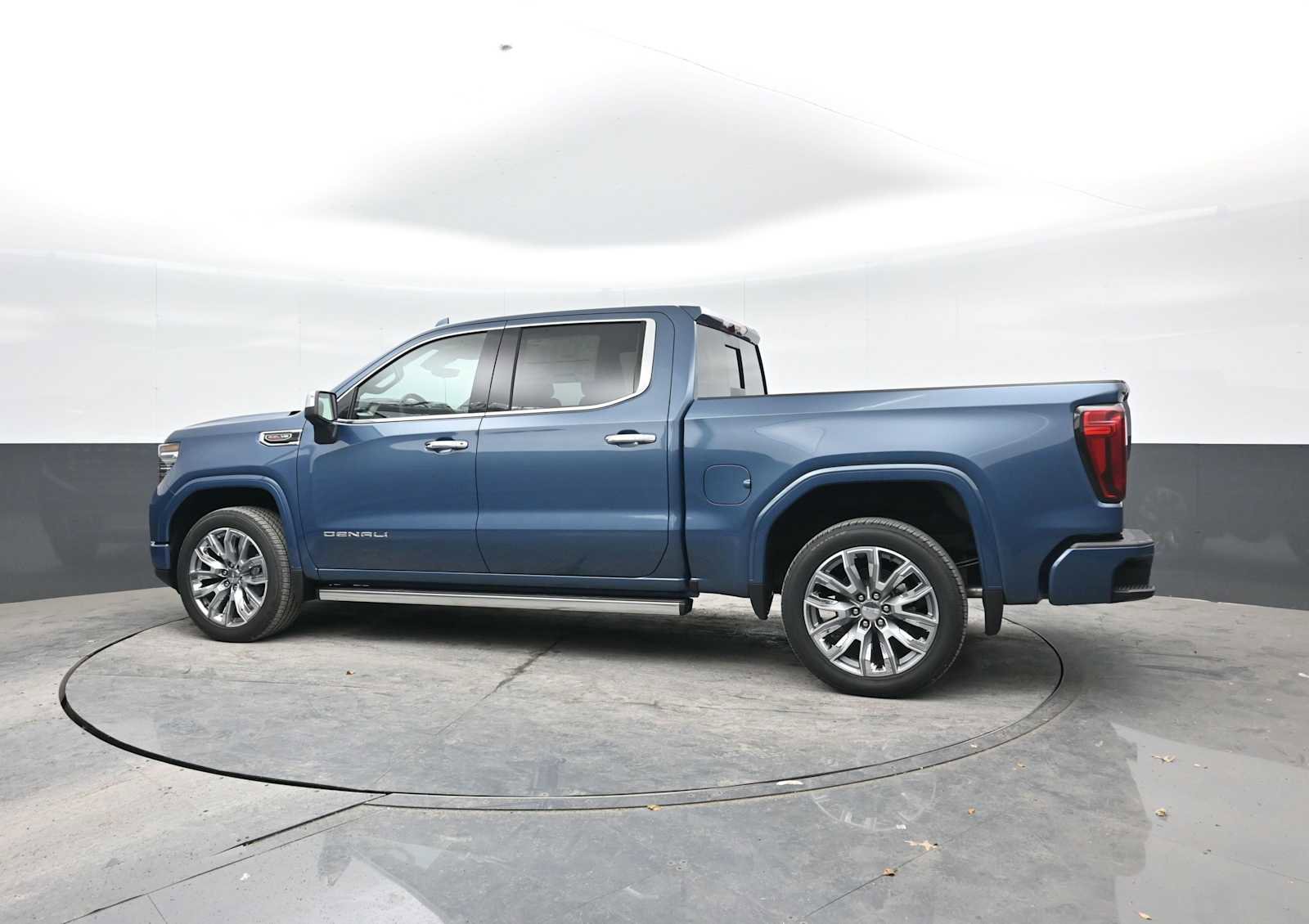 New 2026 GMC Sierra 1500 Denali image 3