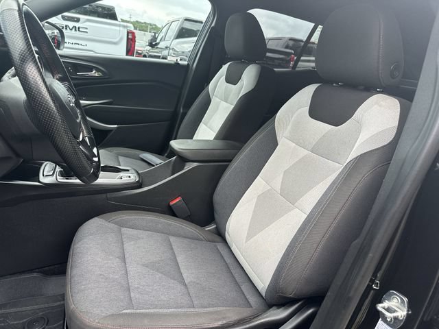 Certified 2024 Chevrolet Trax RS FWD image 14