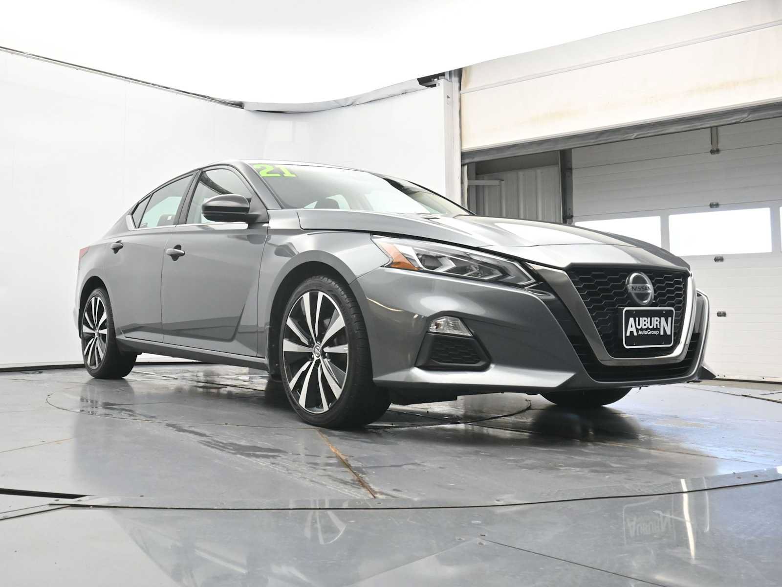 Used 2021 Nissan Altima 2.5 SR w/ SR Premium Package AWD/4WD image 19