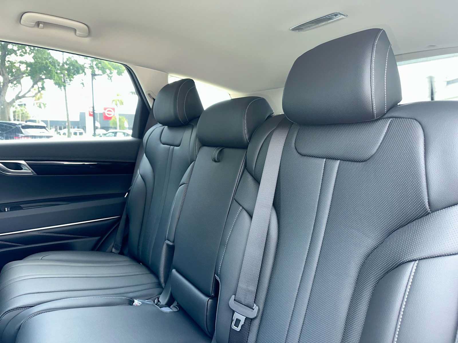 New 2026 Genesis GV80 2.5T RWD image 22
