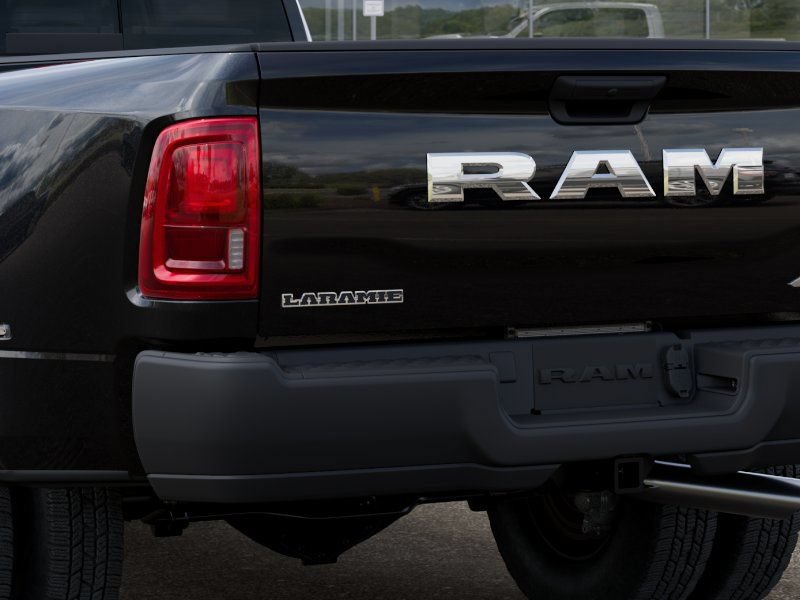 New 2026 RAM 3500 Laramie AWD/4WD image 13
