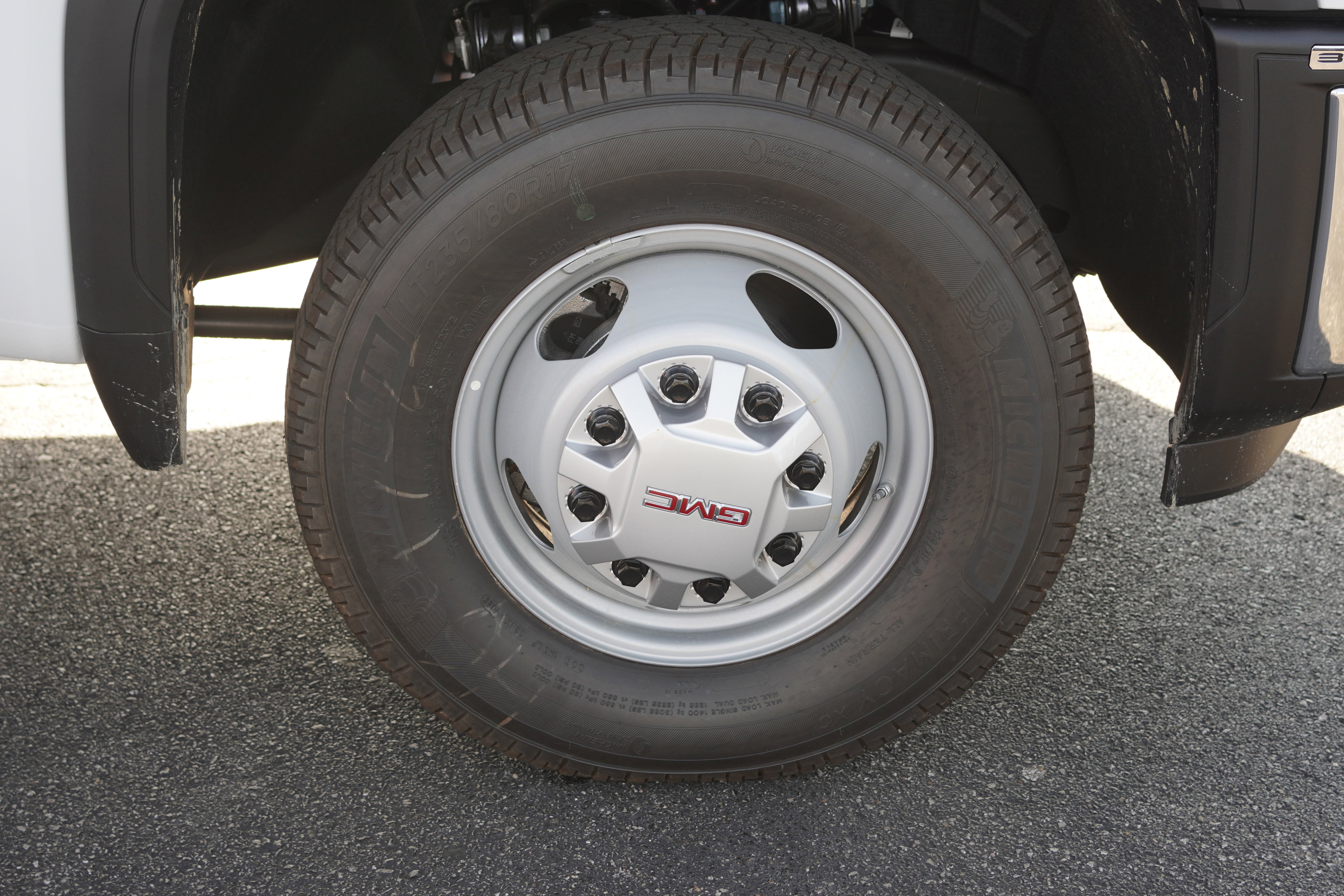 New 2025 GMC Sierra 3500 Pro w/ Convenience Package image 29