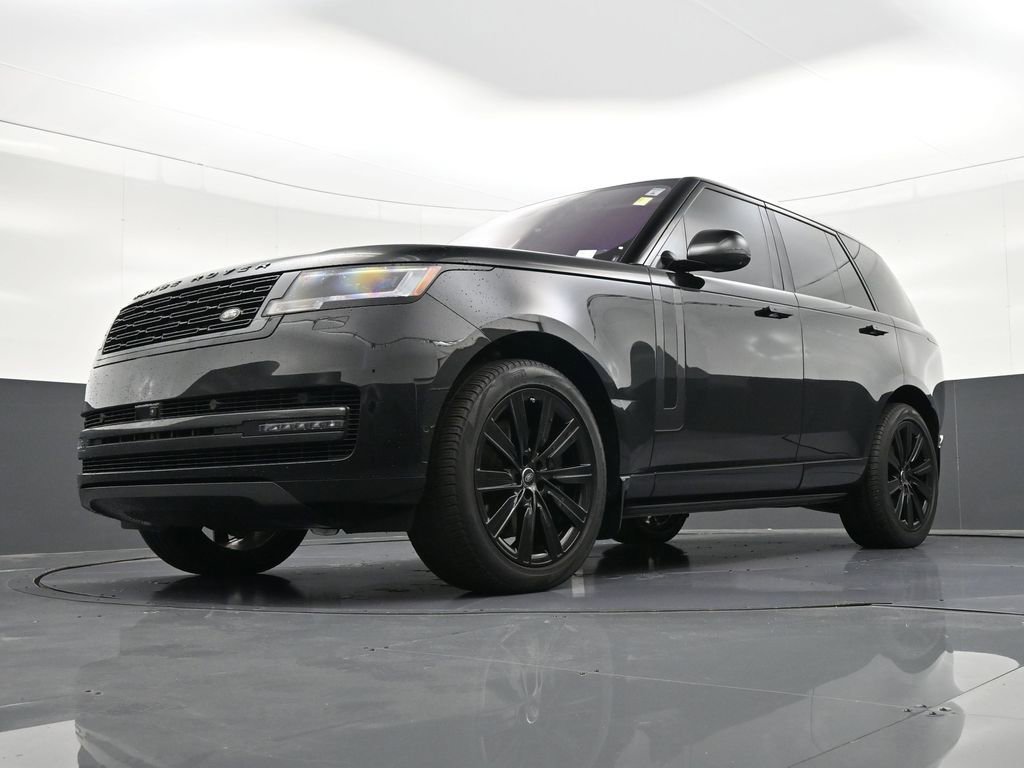 Used 2023 Land Rover Range Rover SE image 23