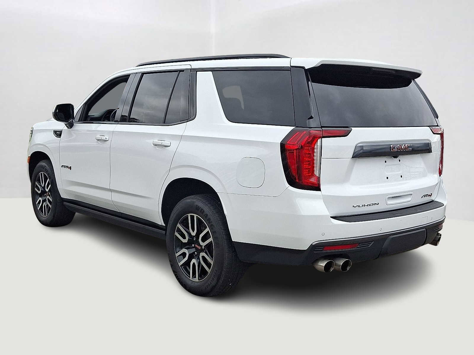 Used 2022 GMC Yukon AT4 image 7