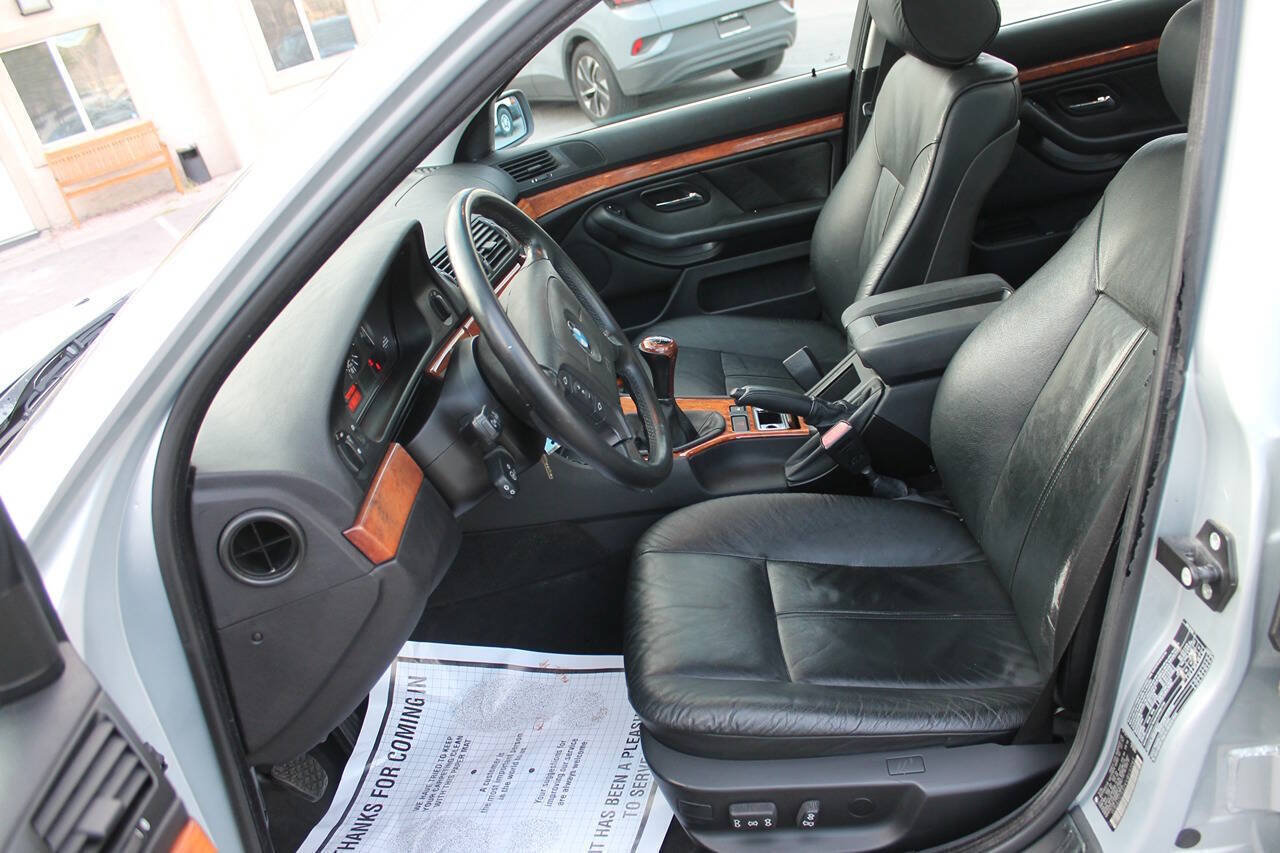 Used 1997 BMW 528i Sedan RWD image 20