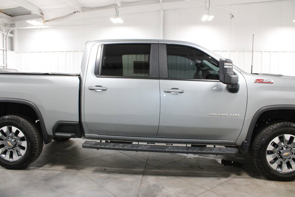 Used 2025 Chevrolet Silverado 2500 LT w/ All Star Edition image 11
