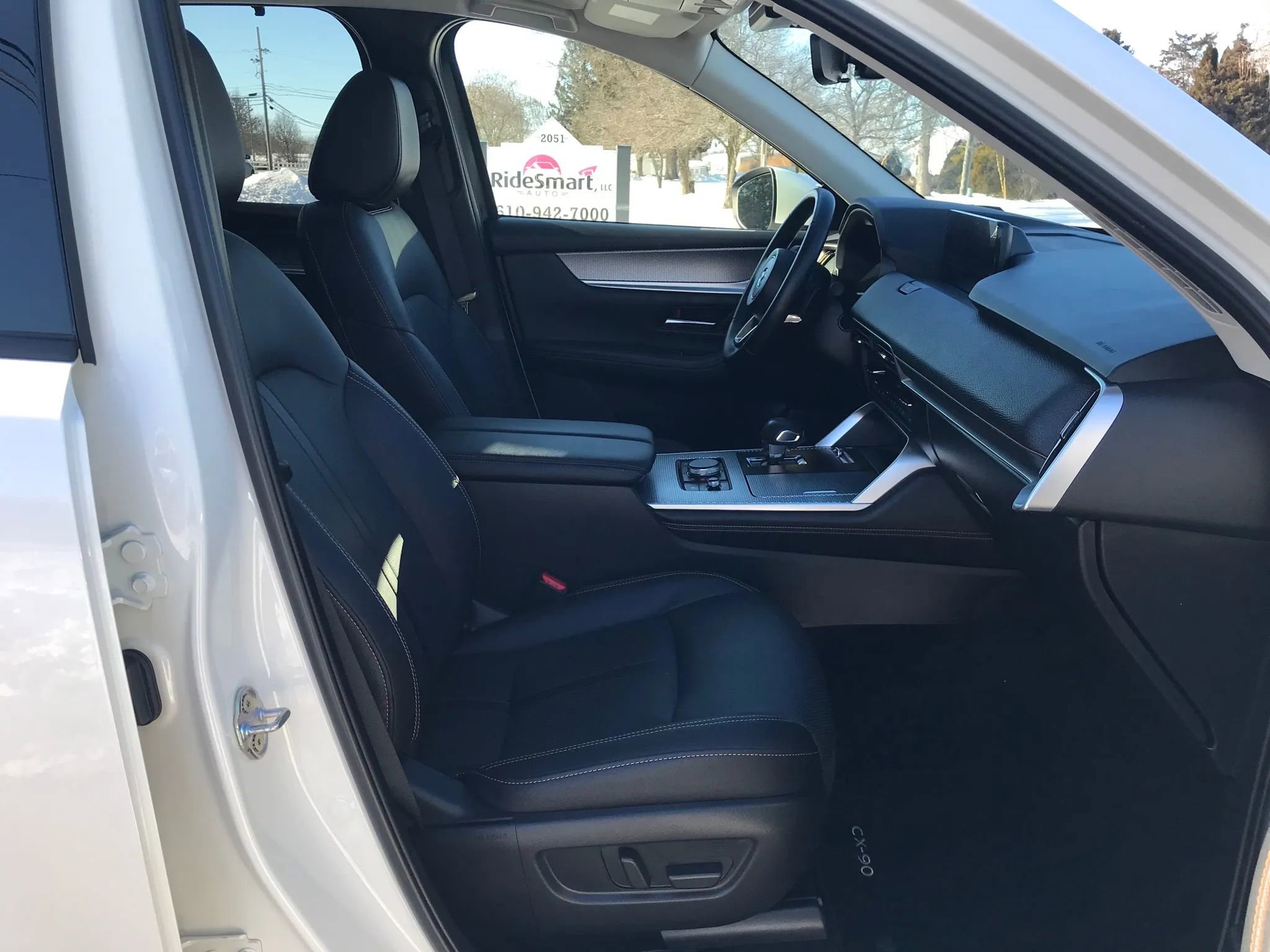 Used 2024 MAZDA CX-90 3.3 Turbo w/ Preferred Package AWD/4WD image 45