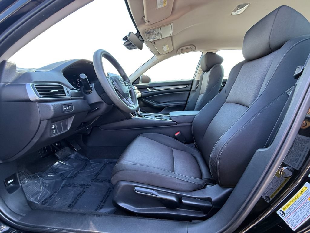 Used 2019 Honda Accord LX image 9
