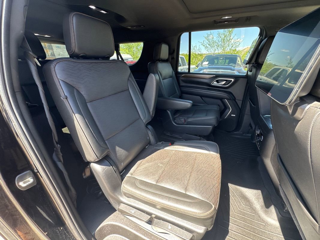 Used 2021 Chevrolet Suburban High Country image 19