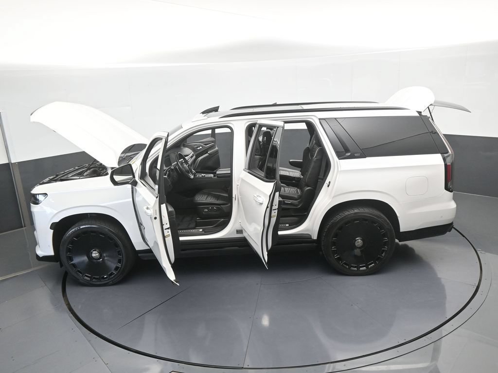 Used 2023 Cadillac Escalade V AWD/4WD image 95