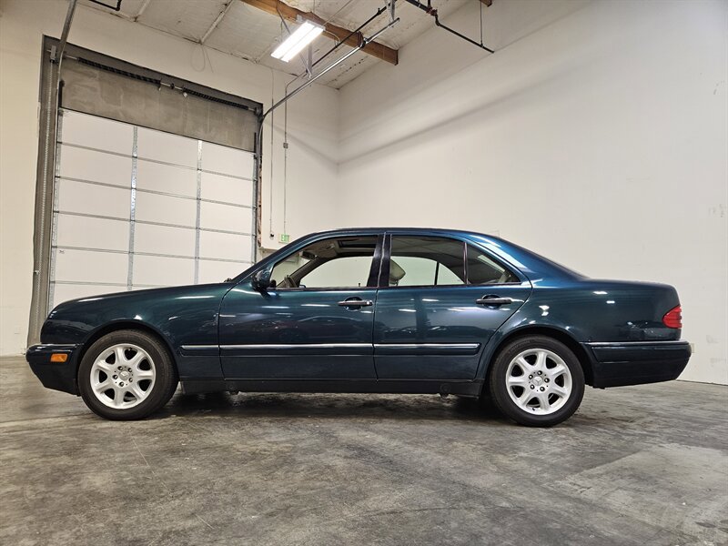 Used 1998 Mercedes-Benz E 320 Sedan image 5