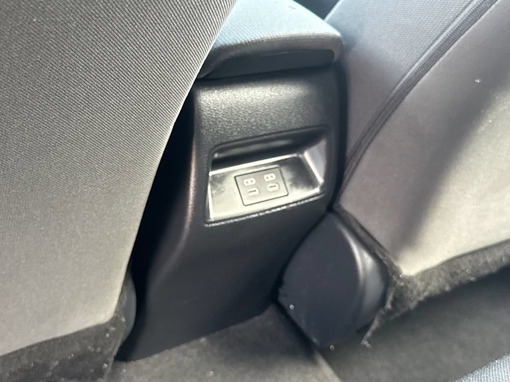 Used 2024 Toyota Corolla LE FWD image 37
