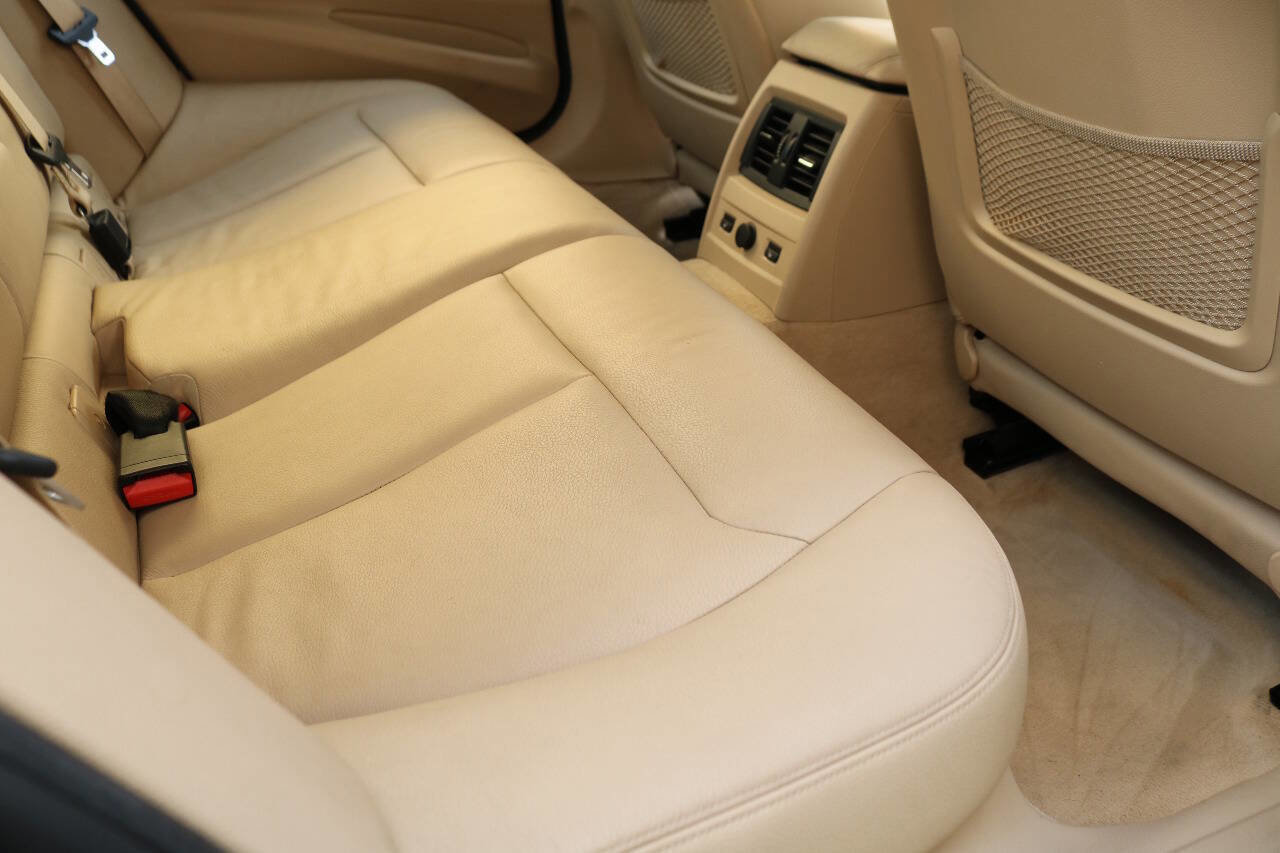 Used 2013 BMW 335i Sedan image 20
