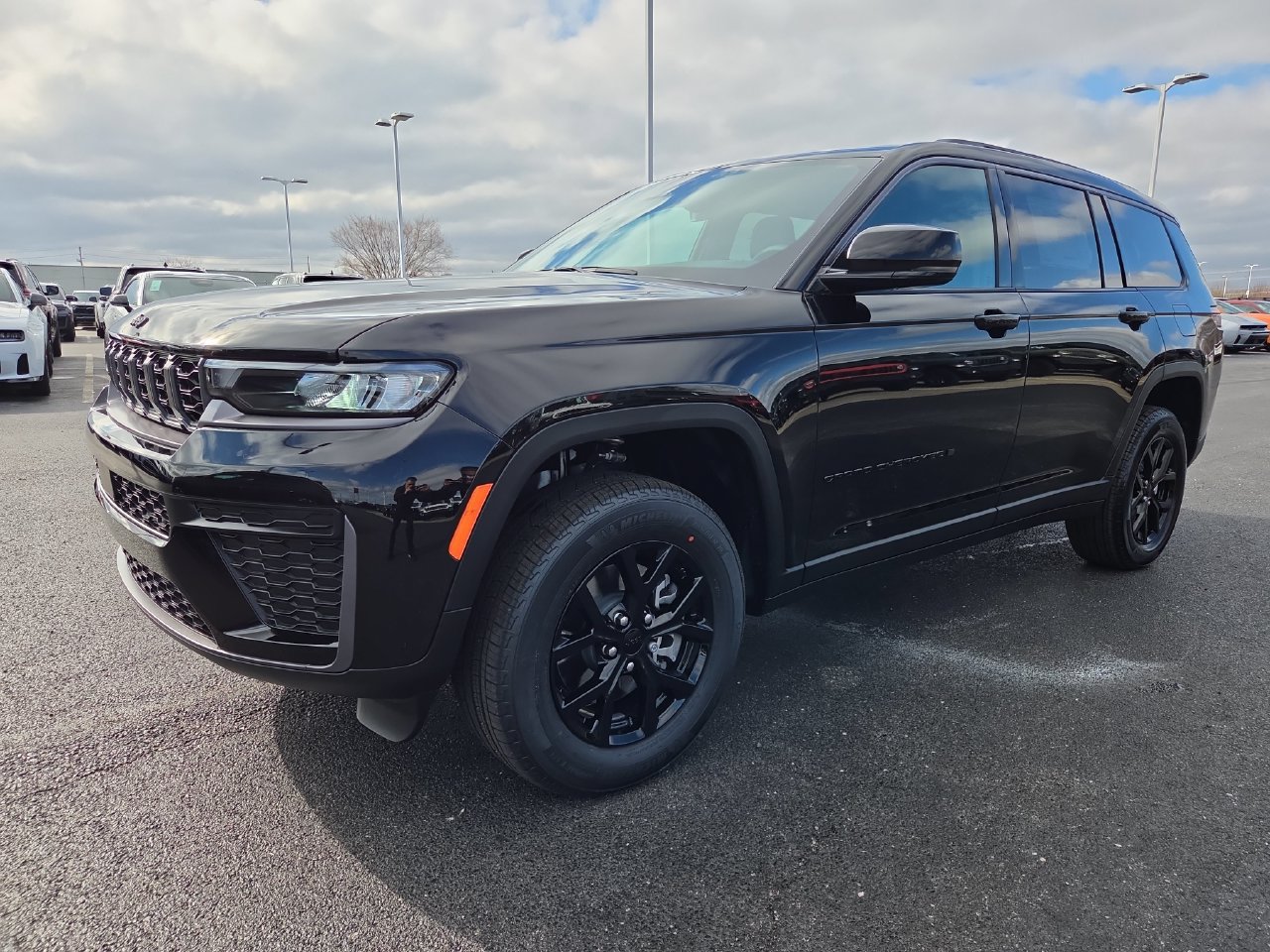 New 2026 Jeep Grand Cherokee L 4WD image 3