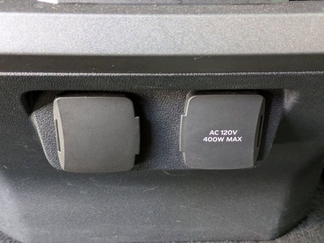 Used 2023 Ford F350 Lariat w/ Lariat Ultimate Package image 16