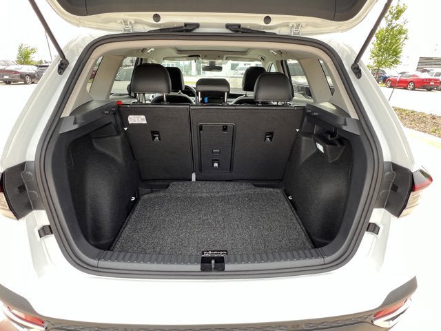 New 2025 Volkswagen Taos S FWD image 33
