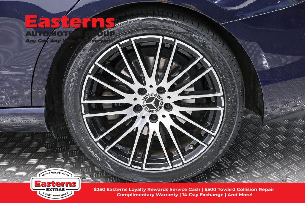 Used 2023 Mercedes-Benz C 300 4MATIC Sedan image 9