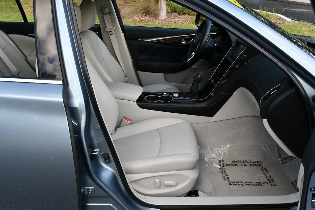 Used 2018 INFINITI Q50 Luxe w/ Sensory Package (Luxe) RWD image 44