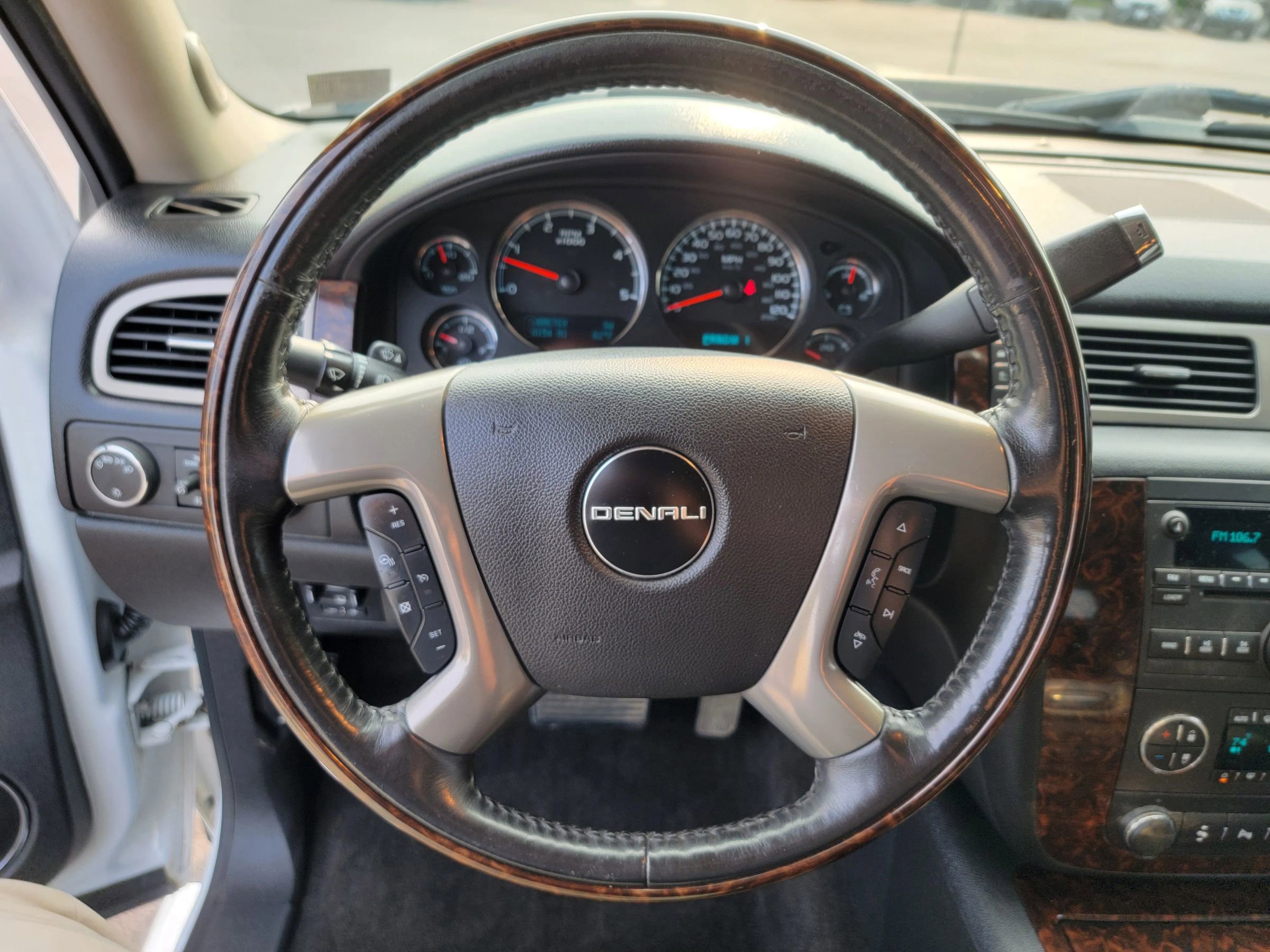 Used 2012 GMC Sierra 3500 Denali image 18