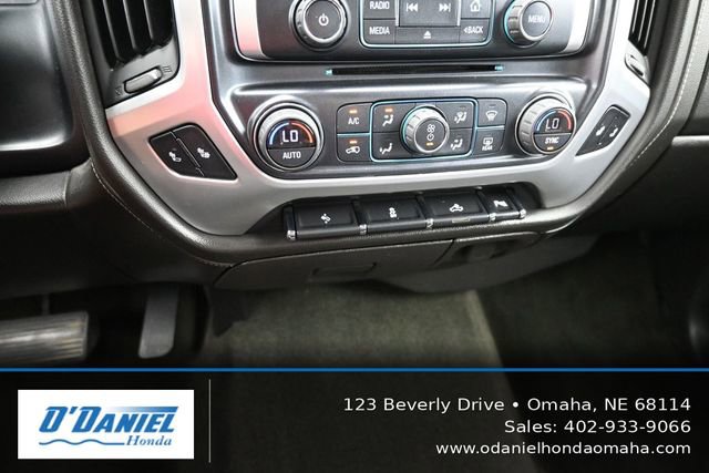 Used 2017 GMC Sierra 1500 SLT w/ SLT Preferred Package AWD/4WD image 31