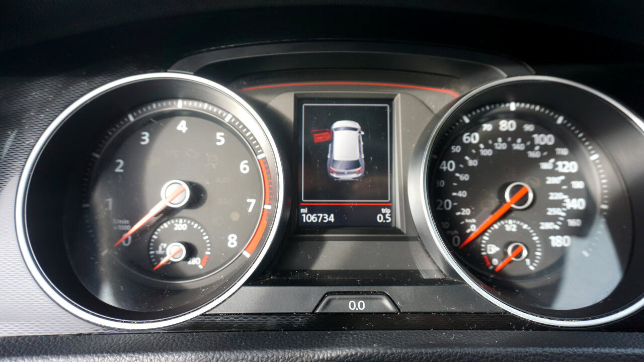 Used 2017 Volkswagen GTI S image 11