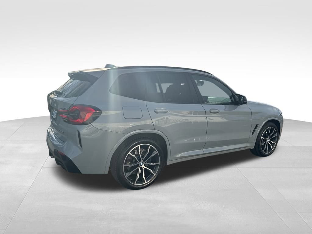Used 2023 BMW X3 M40i w/ Premium Package image 9