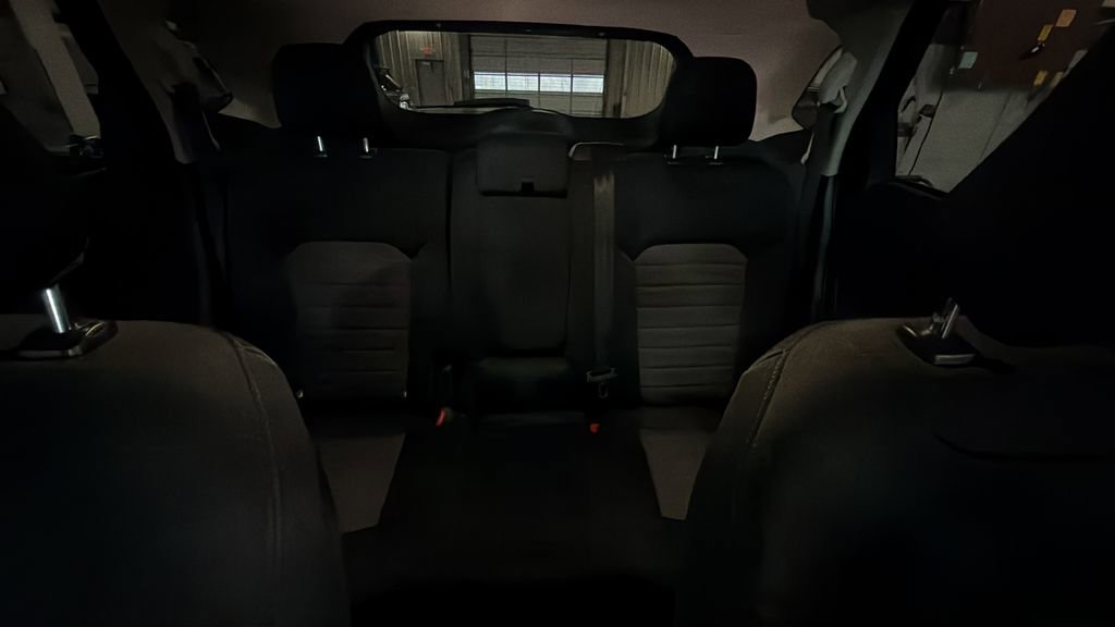 Used 2022 Ford Edge SE w/ Black Appearance Package image 31