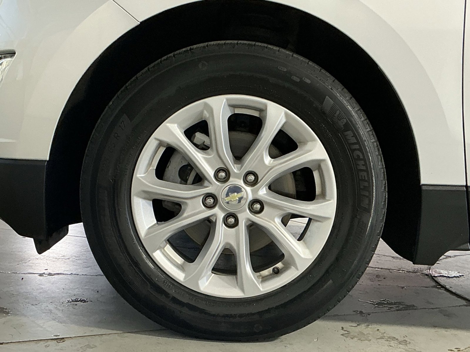 Used 2020 Chevrolet Equinox LT FWD image 13