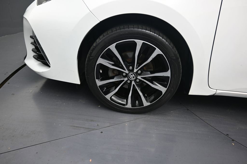 Used 2017 Toyota Corolla FWD image 9