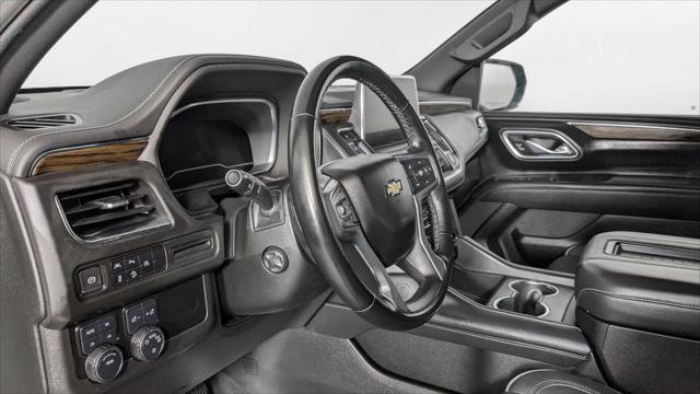 Used 2023 Chevrolet Suburban Premier AWD/4WD image 27