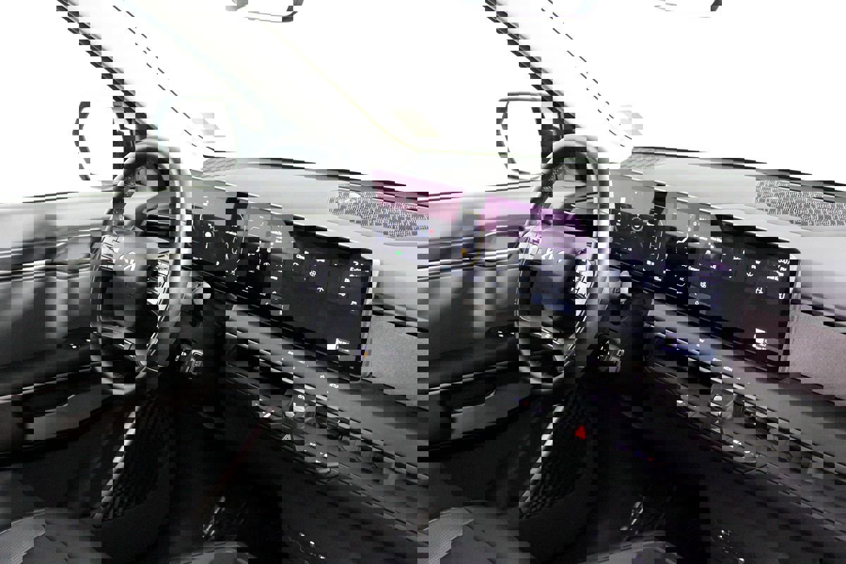 Used 2025 Kia EV9 Light Long Range image 13