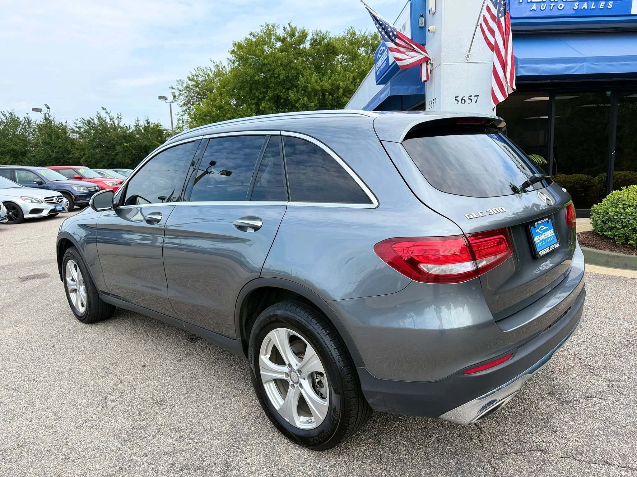 Used 2016 Mercedes-Benz GLC 300 4MATIC w/ Multimedia Package image 10