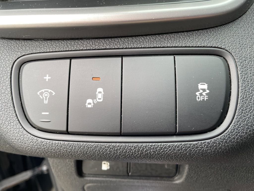 Used 2019 Kia Sorento LX image 21