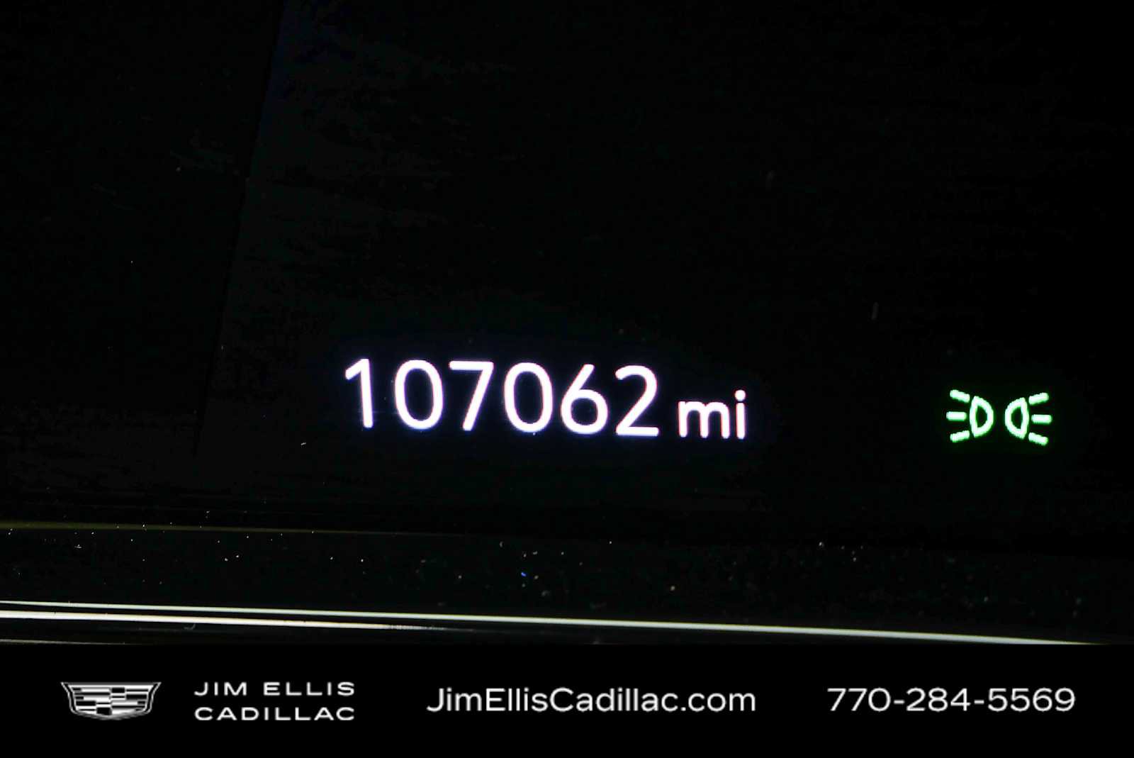 Used 2021 Cadillac Escalade Luxury RWD image 9