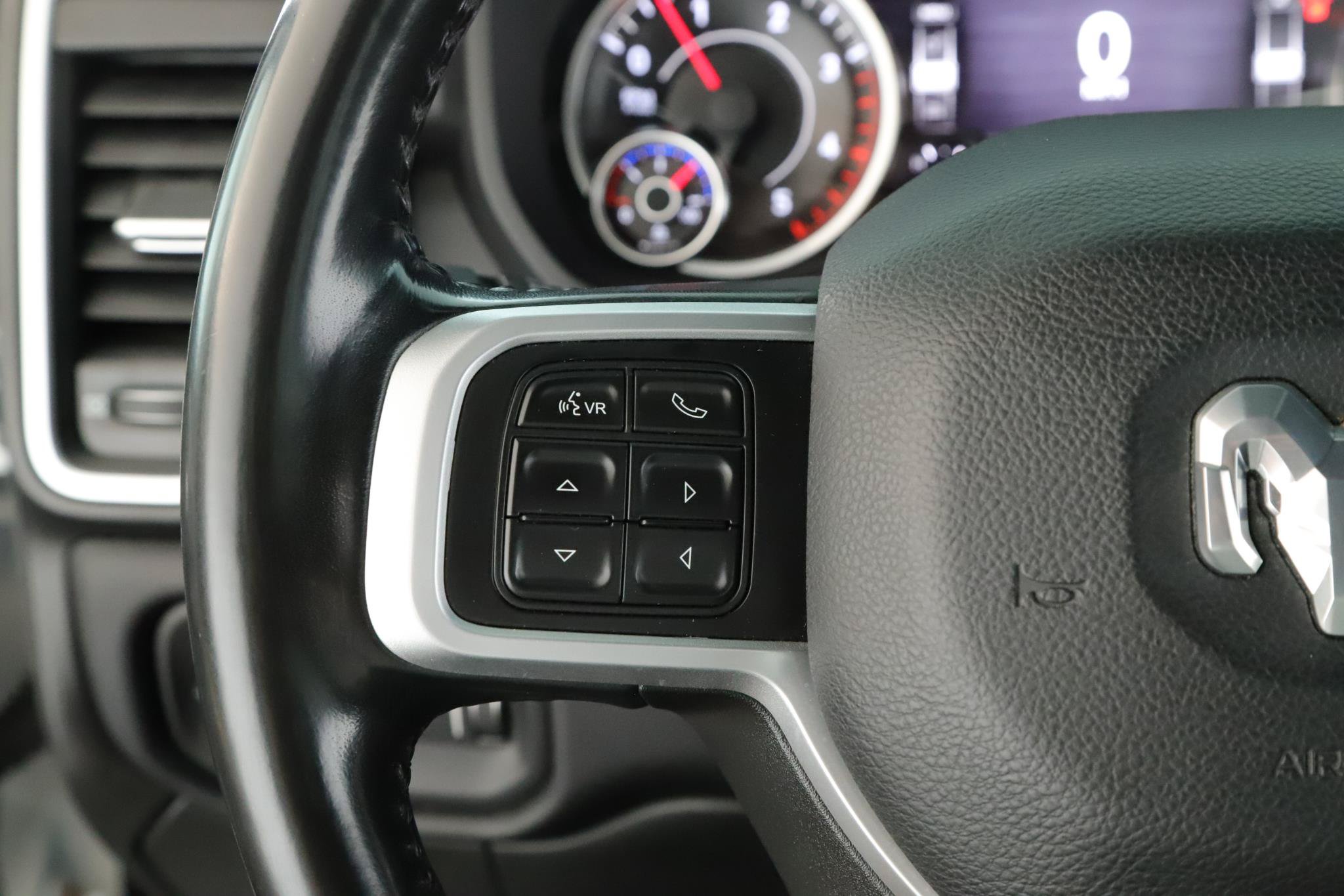 Used 2022 RAM 2500 Big Horn w/ Level C Equiment Group AWD/4WD image 8