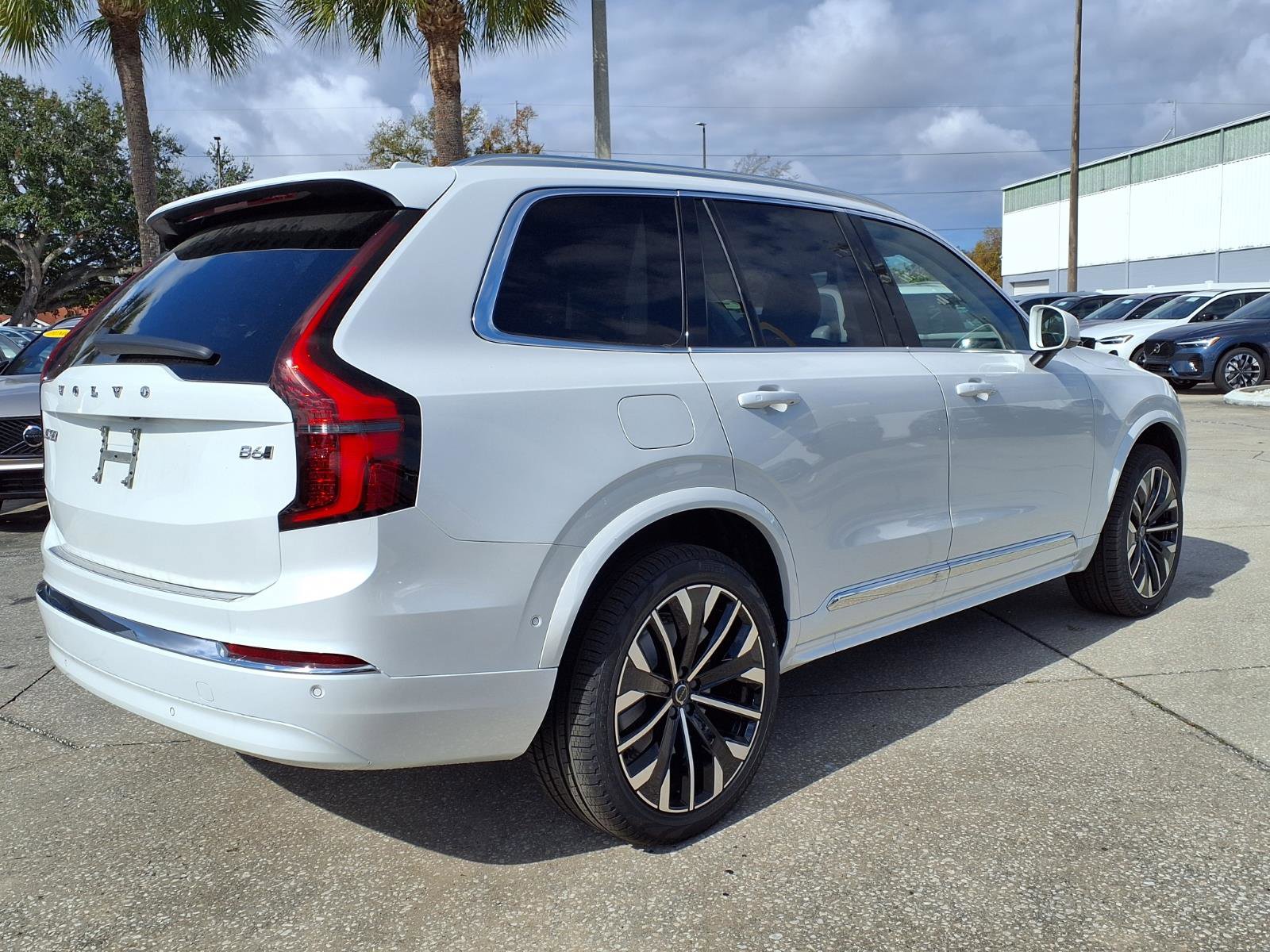 New 2026 Volvo XC90 B6 Ultra w/ Protection Package Premier image 7